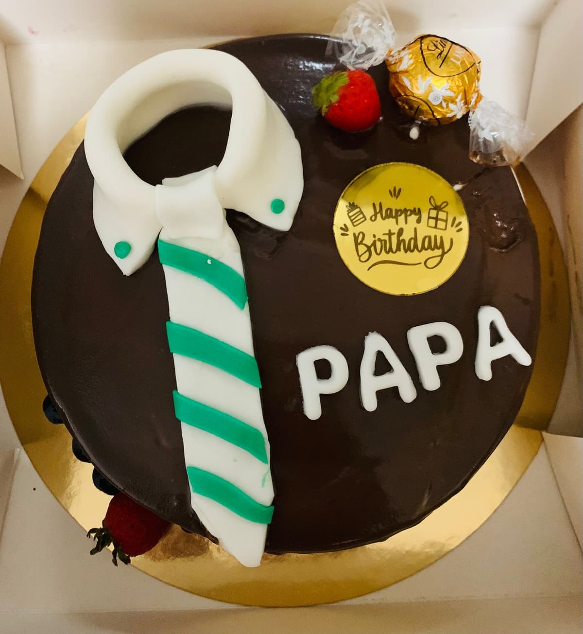 Custom cake by Cakes by Versha